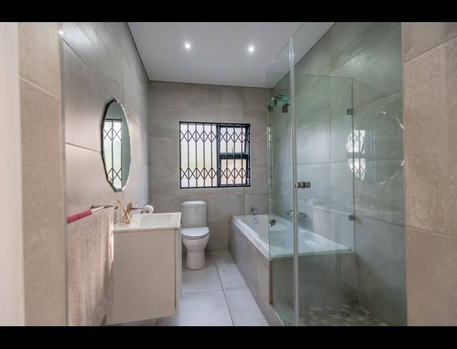4 BEDROOM HOUSE FOR SALE IN RESERVOIR HILLS